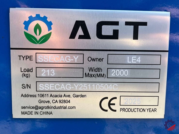 2026-agt-ssecag-y-with-3-bits-skid-steer-auger-attachment-image-10