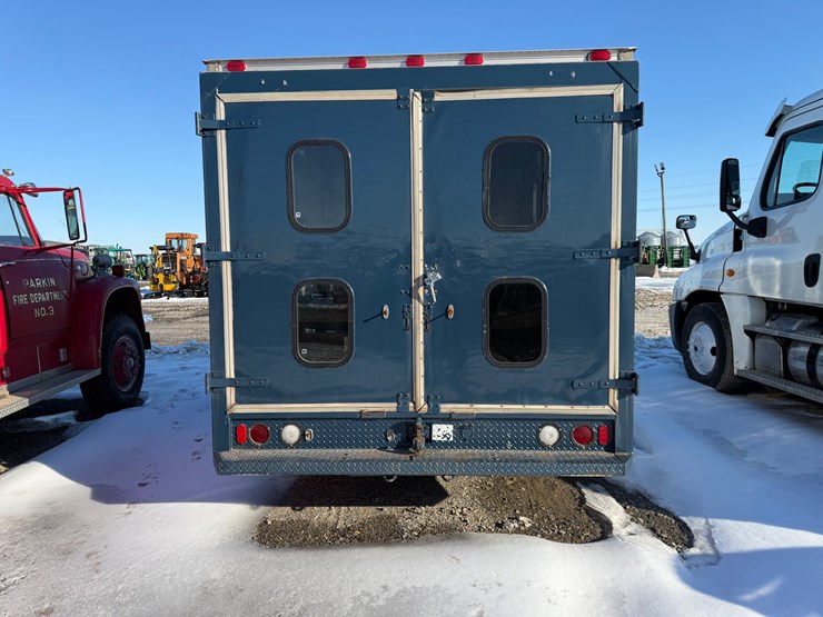 1991-chevrolet-c30-image-5