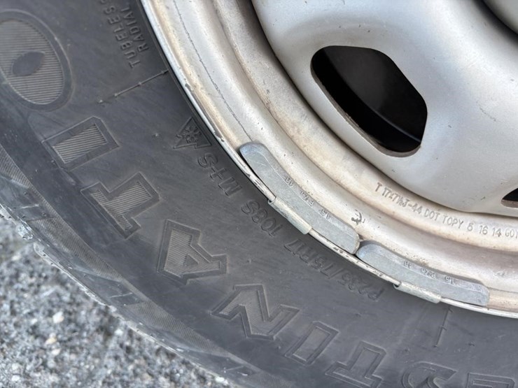 2014-ford-f150-image-31