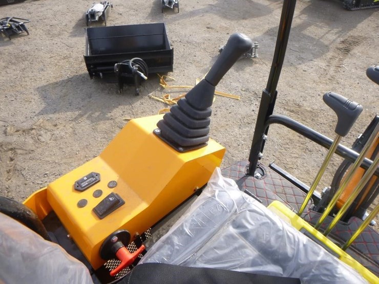 2026-vicsec-vc15-hydraulic-excavator-image-22