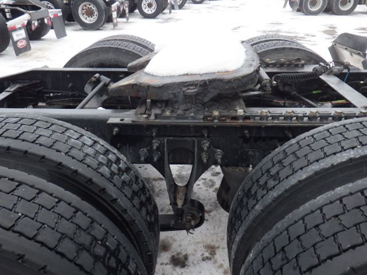 2015-international-prostar-image-7