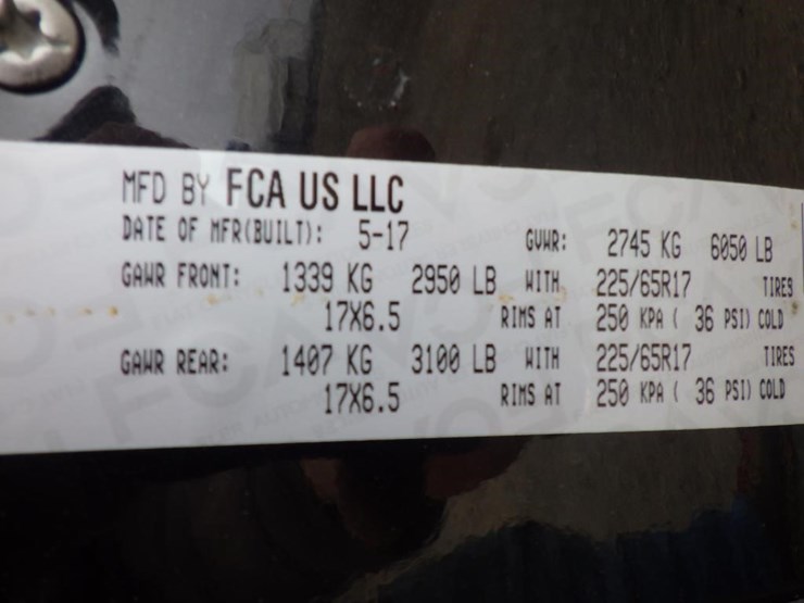 2017-dodge-grand-caravan-image-16