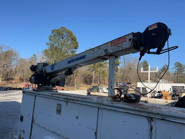 2009-ford-f550-image-16