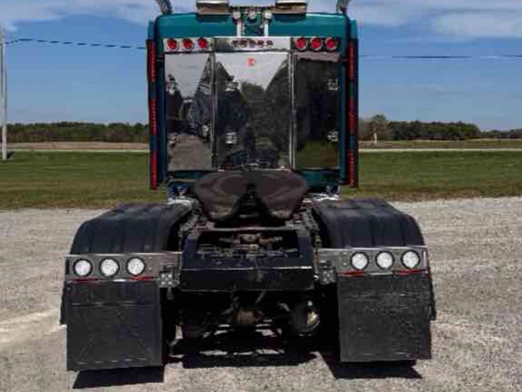 2007-kenworth-t800-image-10