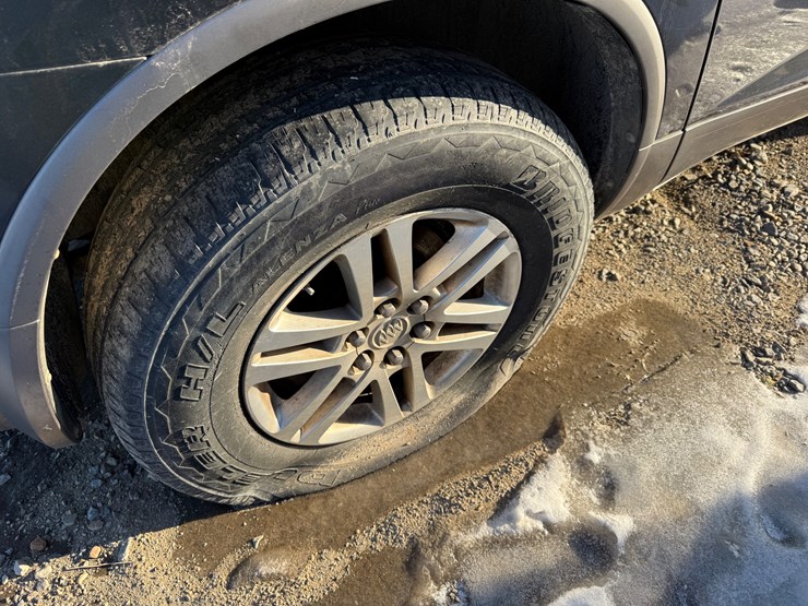 2012-buick-enclave-image-15