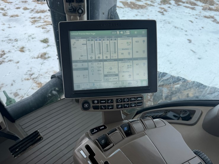 2015-john-deere-8370rt-image-103