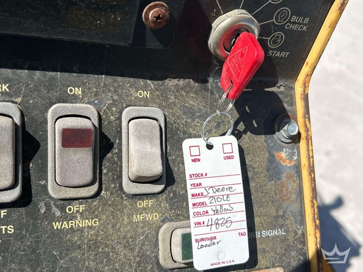 2005-deere-210le-image-22