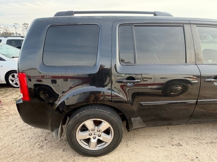 2011-honda-pilot-image-15