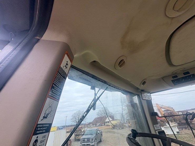 john-deere-8320r-image-58