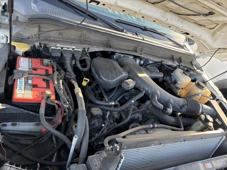 2012-ford-f550-image-7