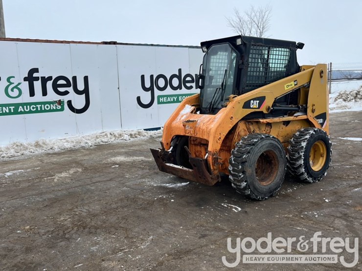 2011-caterpillar-236b3-image-2