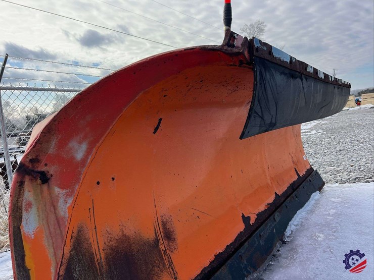 monroe-11’-snow-&-ice-plow-image-6