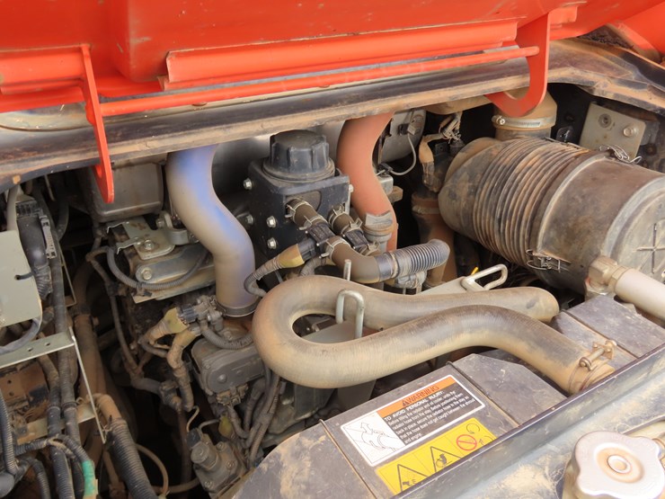 2019-kubota-svl95-2s-image-7