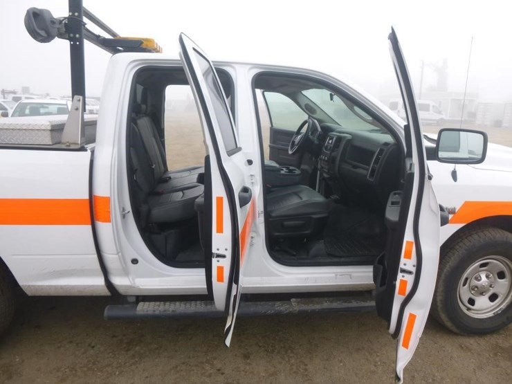 2014-dodge-1500-image-13