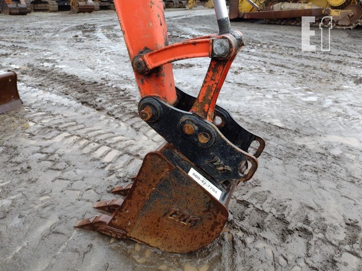 kubota-kx040-4-image-17