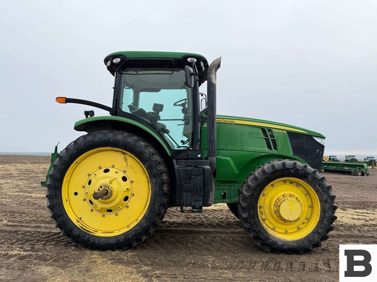 john-deere-7200r-image-6