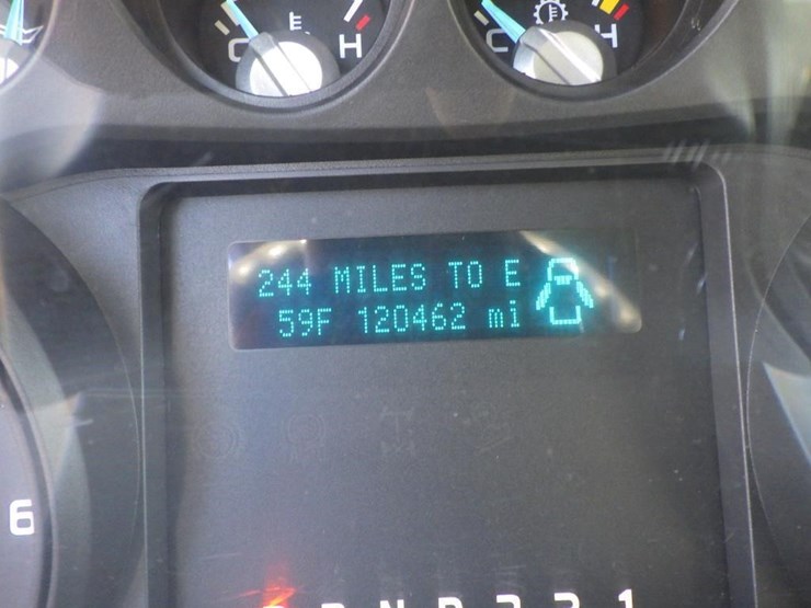 2012-ford-f550-image-21