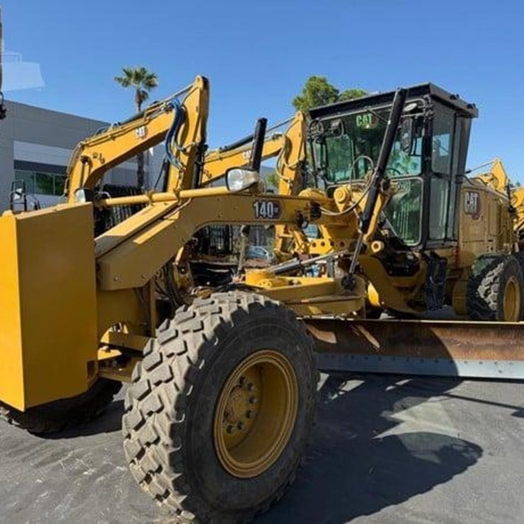 2023 CATERPILLAR 140GC