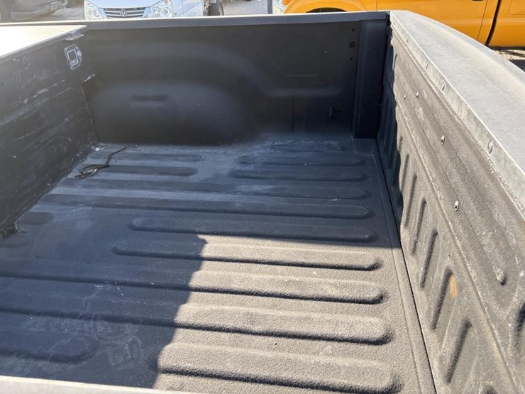 2015-dodge-ram-2500-image-24