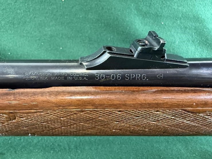 remington-woodsmaster-742-30-06-rifle-image-12