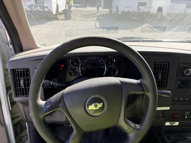 2008-utility-van-image-12