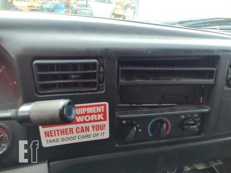 2003-ford-f650-image-11