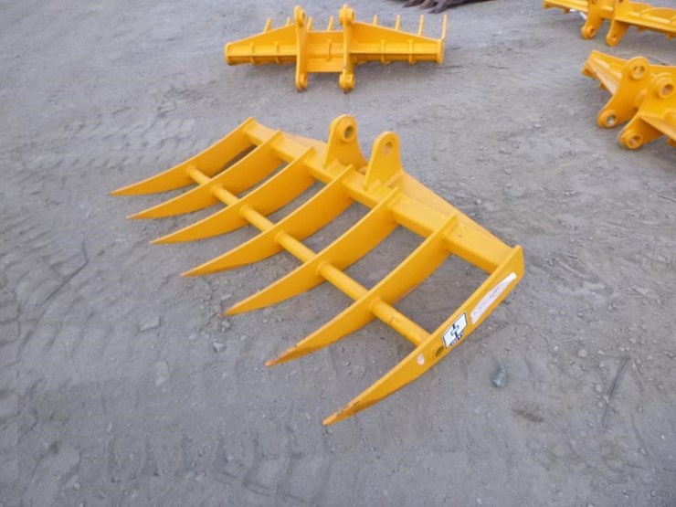 caterpillar-303-image-1