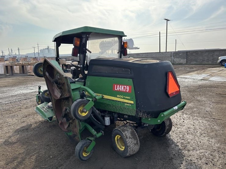 2016-john-deere-1600-turbo-image-4