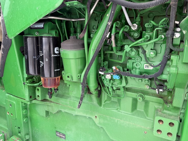 2015-john-deere-8370rt-image-79