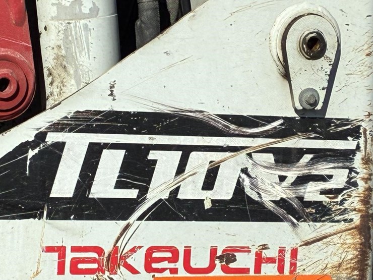2019-takeuchi-tl10v2-image-11