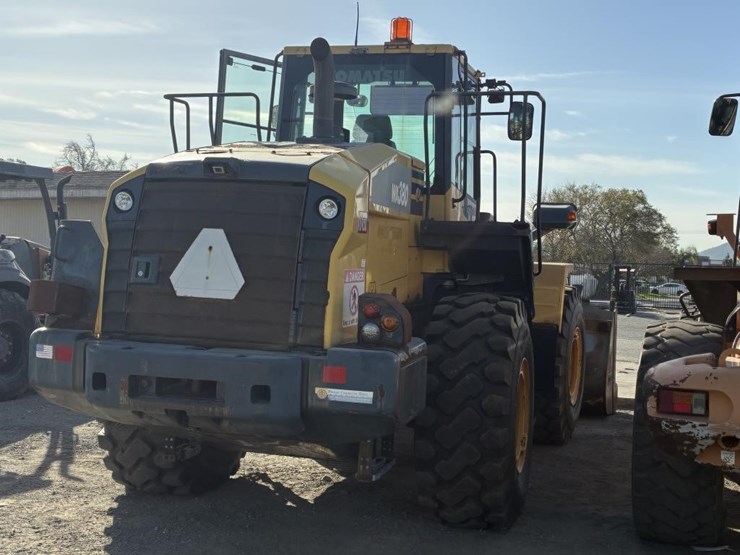 komatsu-wa380-image-3