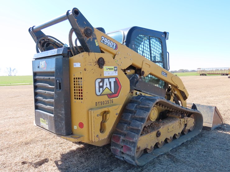 2021-caterpillar-299d3-image-8