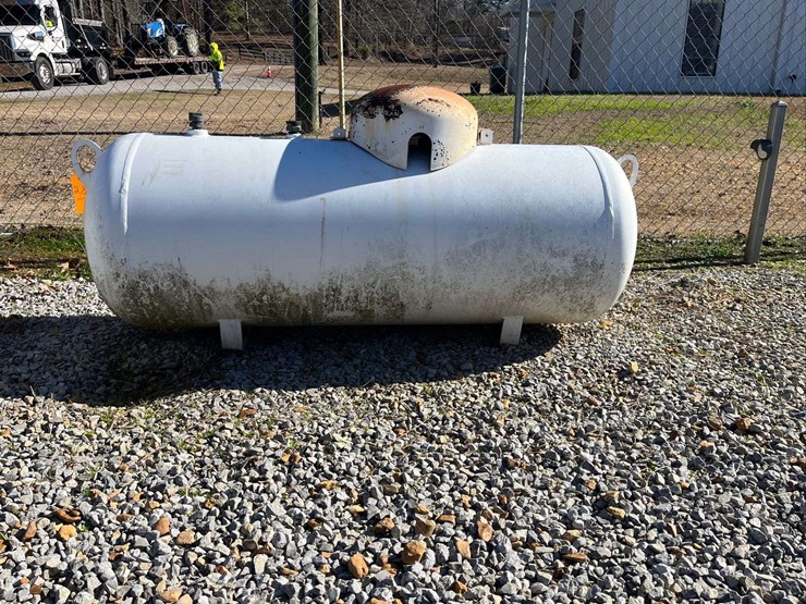 120-gallon-propane-tank-image-1
