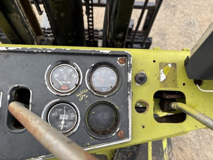 clark-c500-40-forklift-image-21