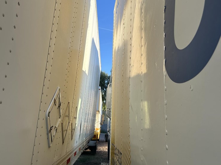 2016-volvo-f613-image-8