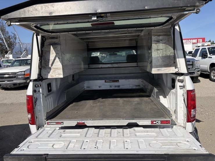 2015-ford-f150-image-27