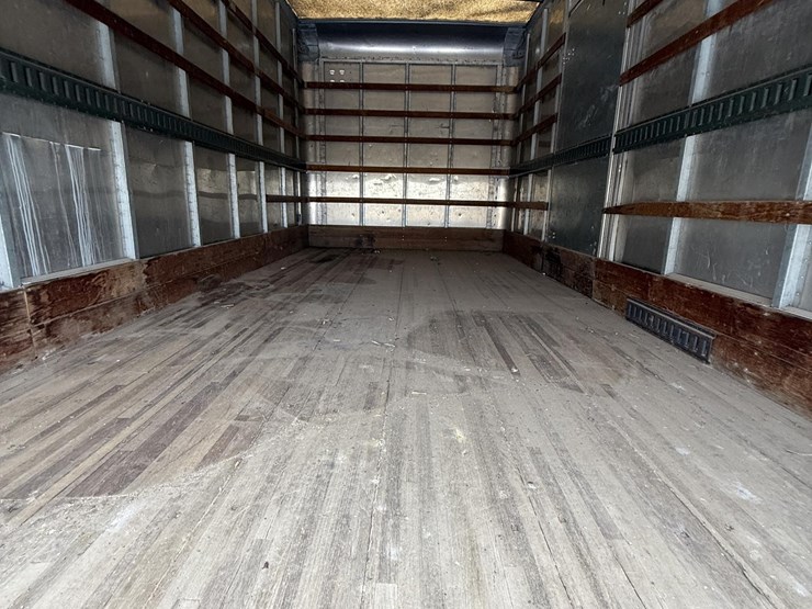 1998-isuzu-npr-image-18