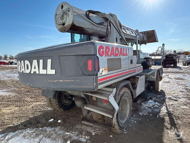 2004-gradall-xl3100-image-11