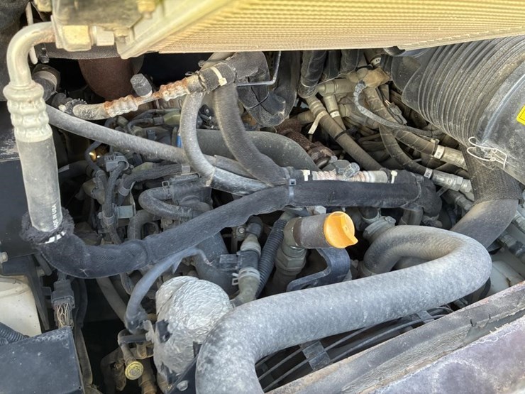 2019-takeuchi-tl10v2-image-19