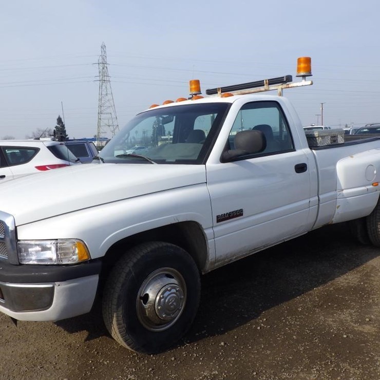 1999 DODGE RAM 3500