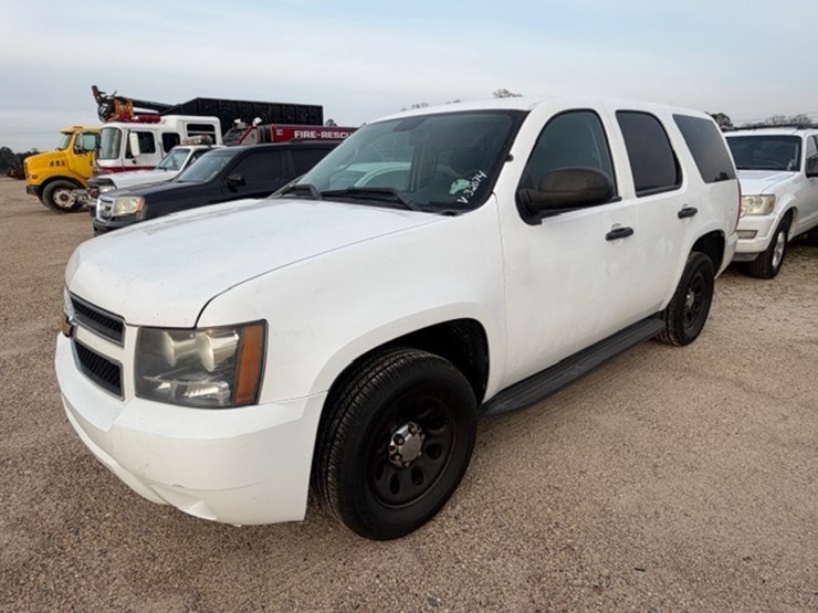 2012-chevrolet-tahoe-image-1