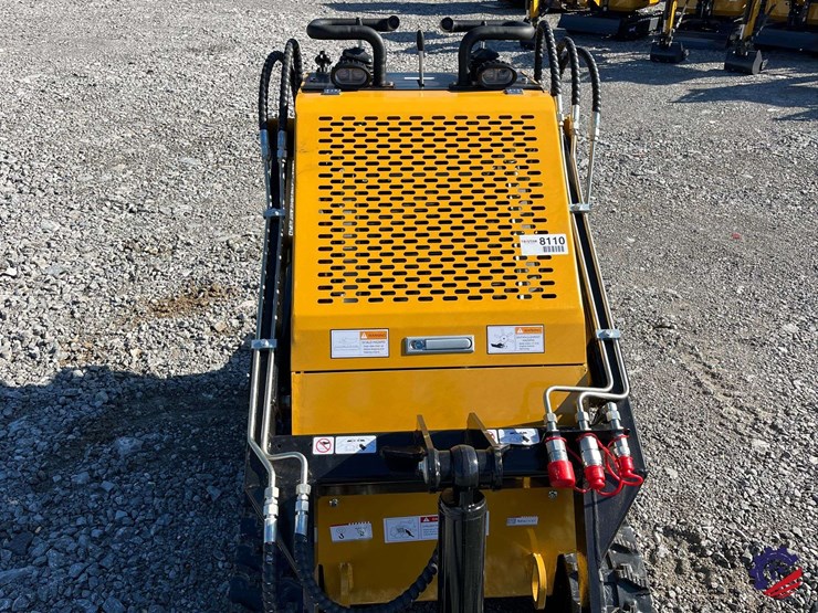 2026-agt-mx-crt23-compact-track-loader-mini-skid-steer-image-16