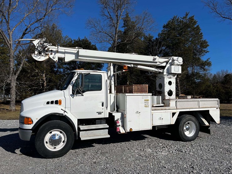 2005-sterling-acterra-image-1