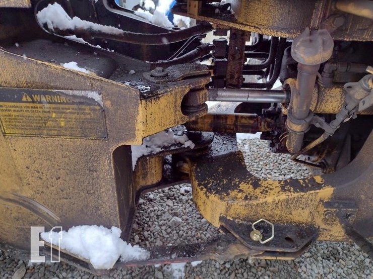 caterpillar-it28-image-21