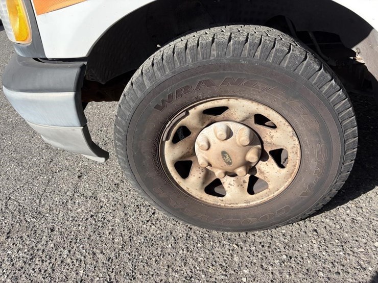 2002-ford-f150-image-27