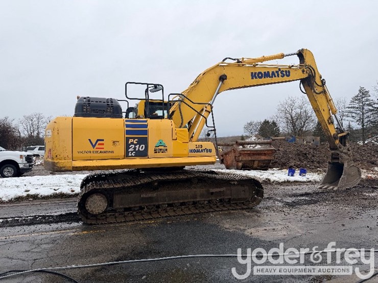 2016-komatsu-pc210-lc-11-image-6