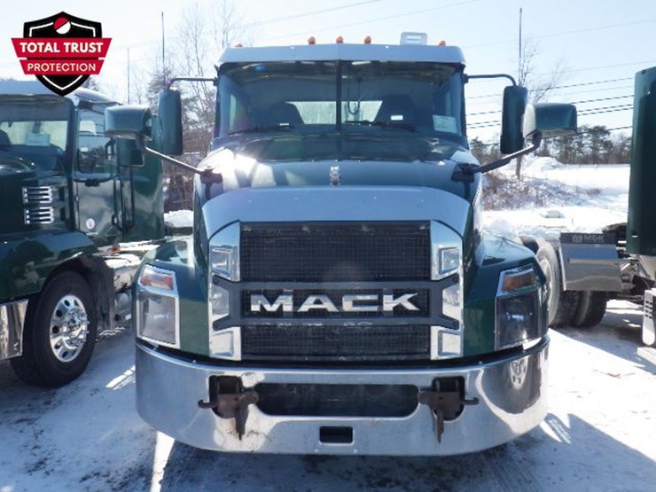 2023-mack-anthem-image-2