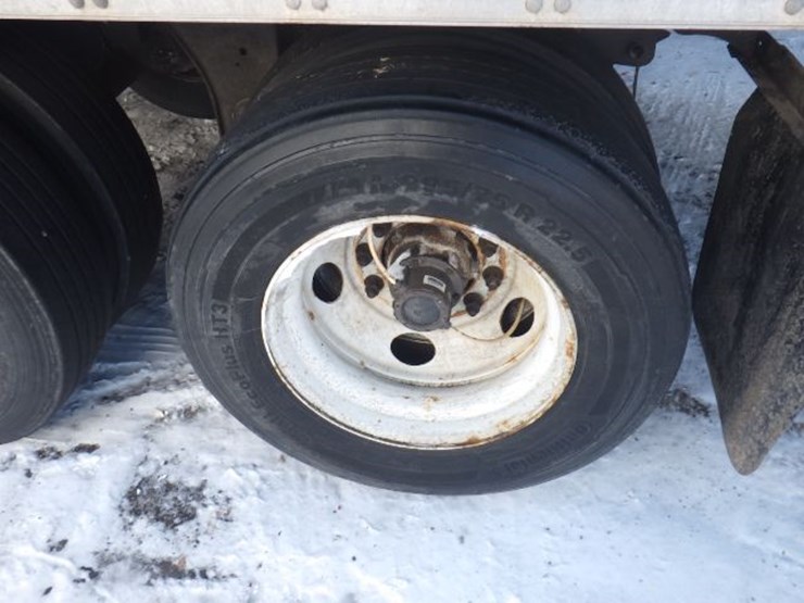 2017-utility-4000d-x-image-21