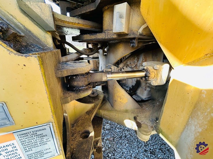 1996-caterpillar-988f-image-56