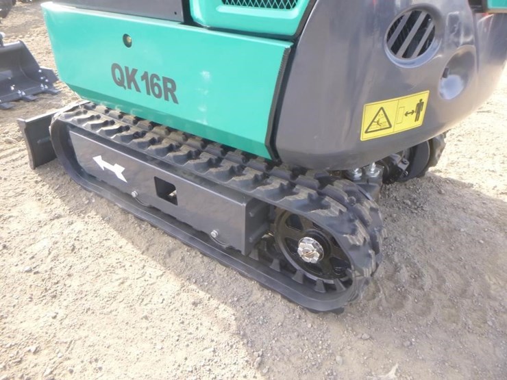 2025-agt-qk16r-hydraulic-excavator-image-27